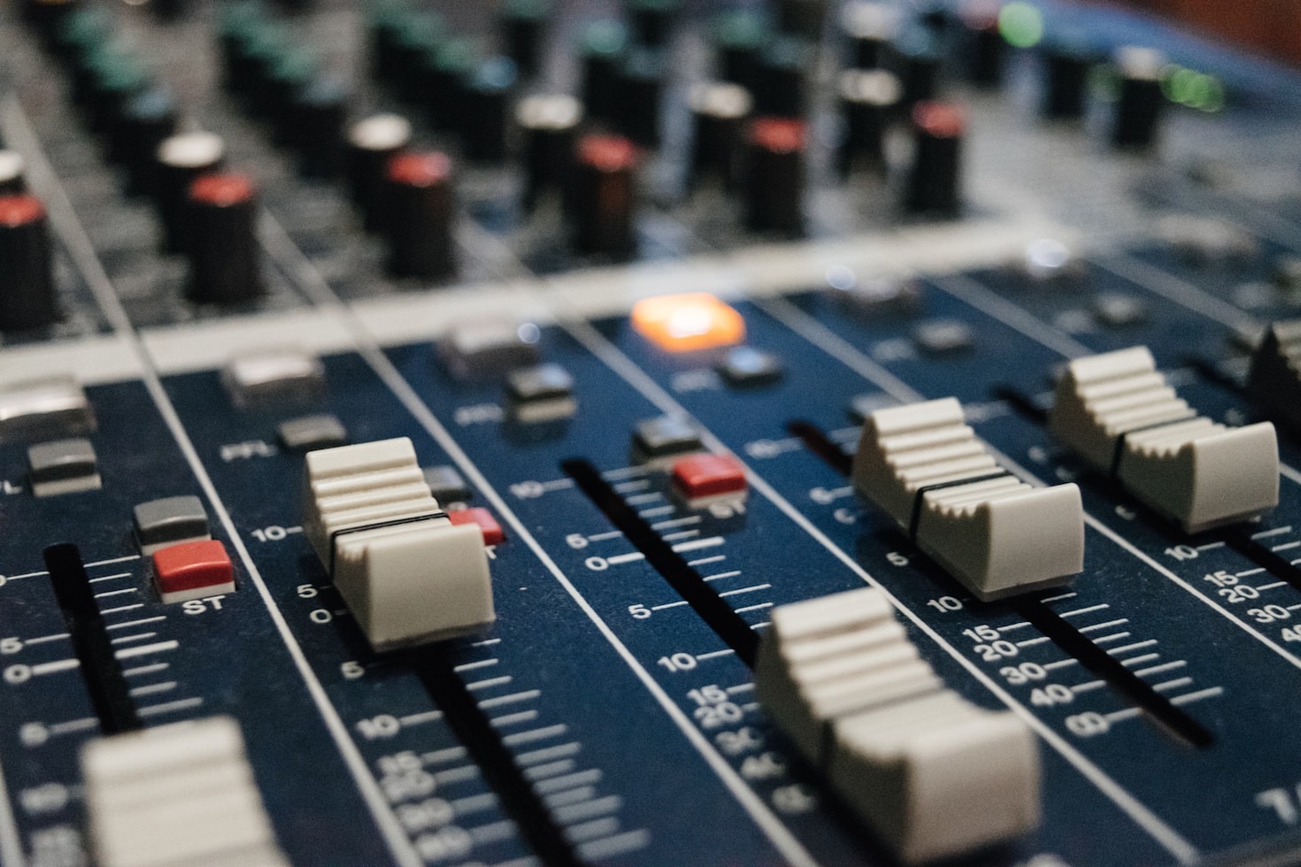 How Sound Design Shapes Emotional Storytelling