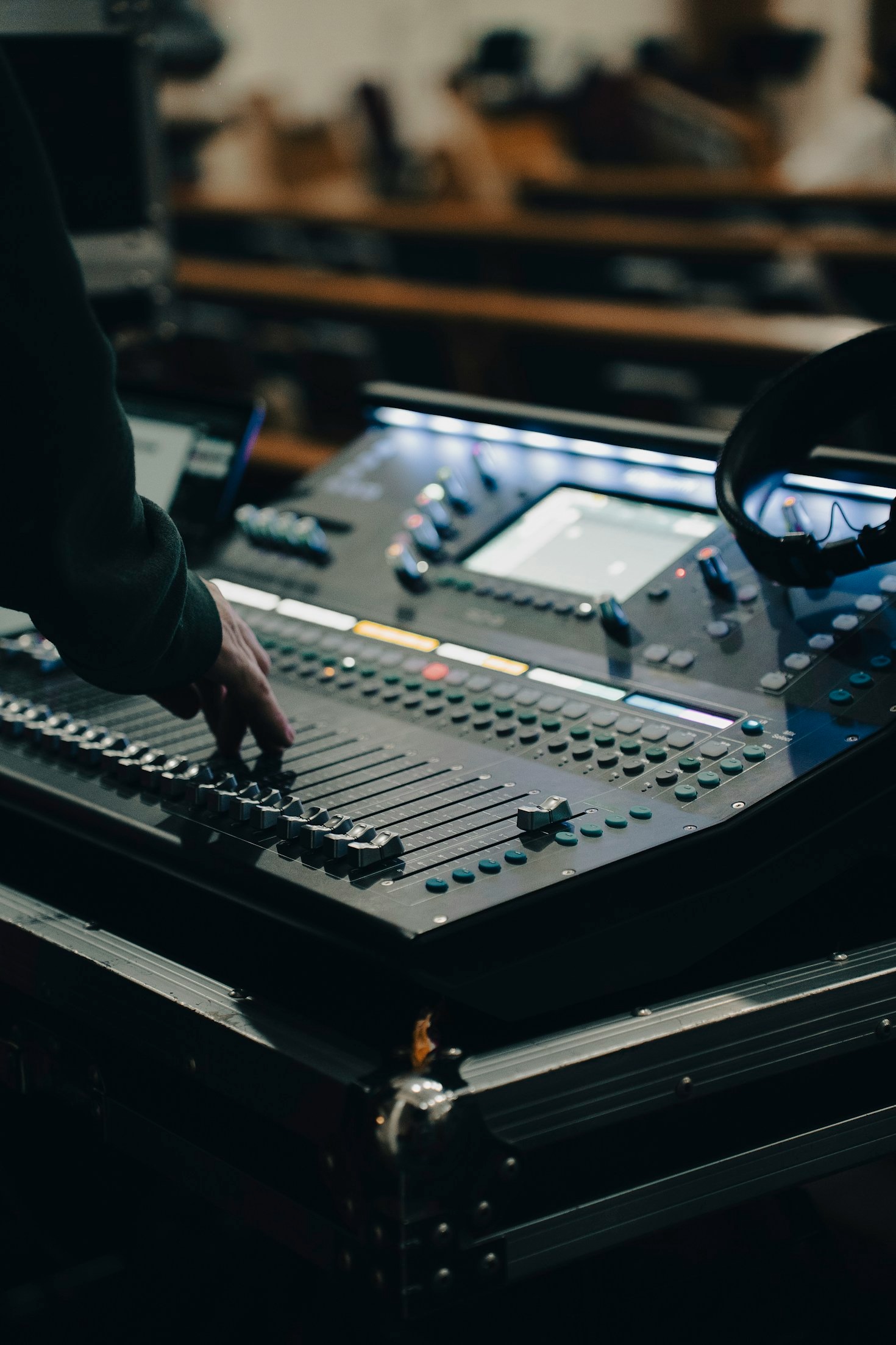 Exploring the Artistic Side of Sound Creation
